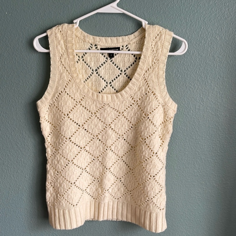 Express Knits Sleeveless Top